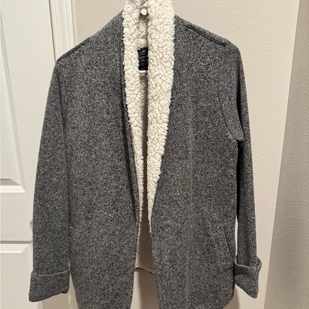 Abercrombie Gray Open Front Cardigan with White Sherpa Lining